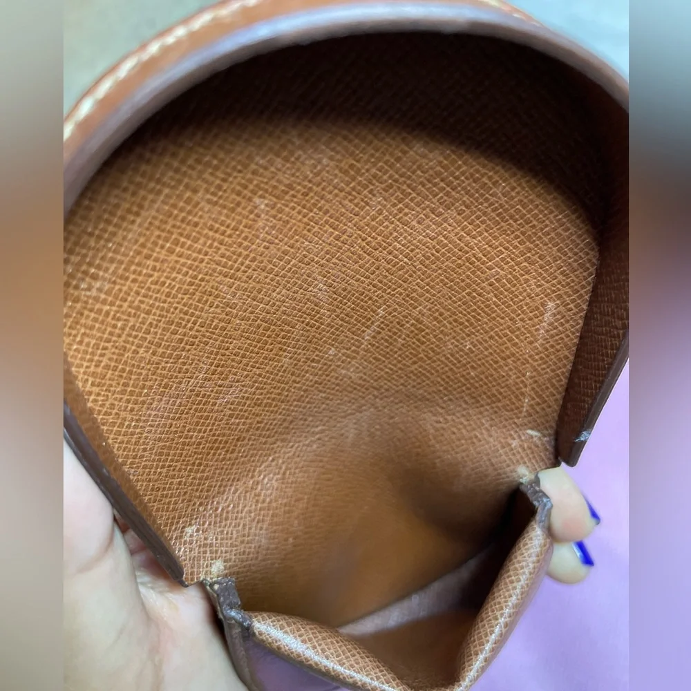 Louis Vuitton monogram coin case ๐ค - Picture 13 of 13